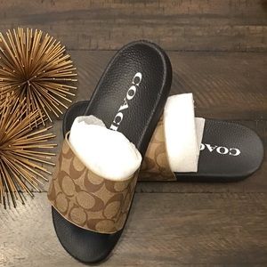 —SOLD—NWT Coach Uli Sport Slide